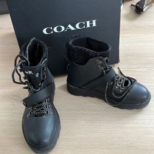Coach Urban Hiker Boots. Sz 6